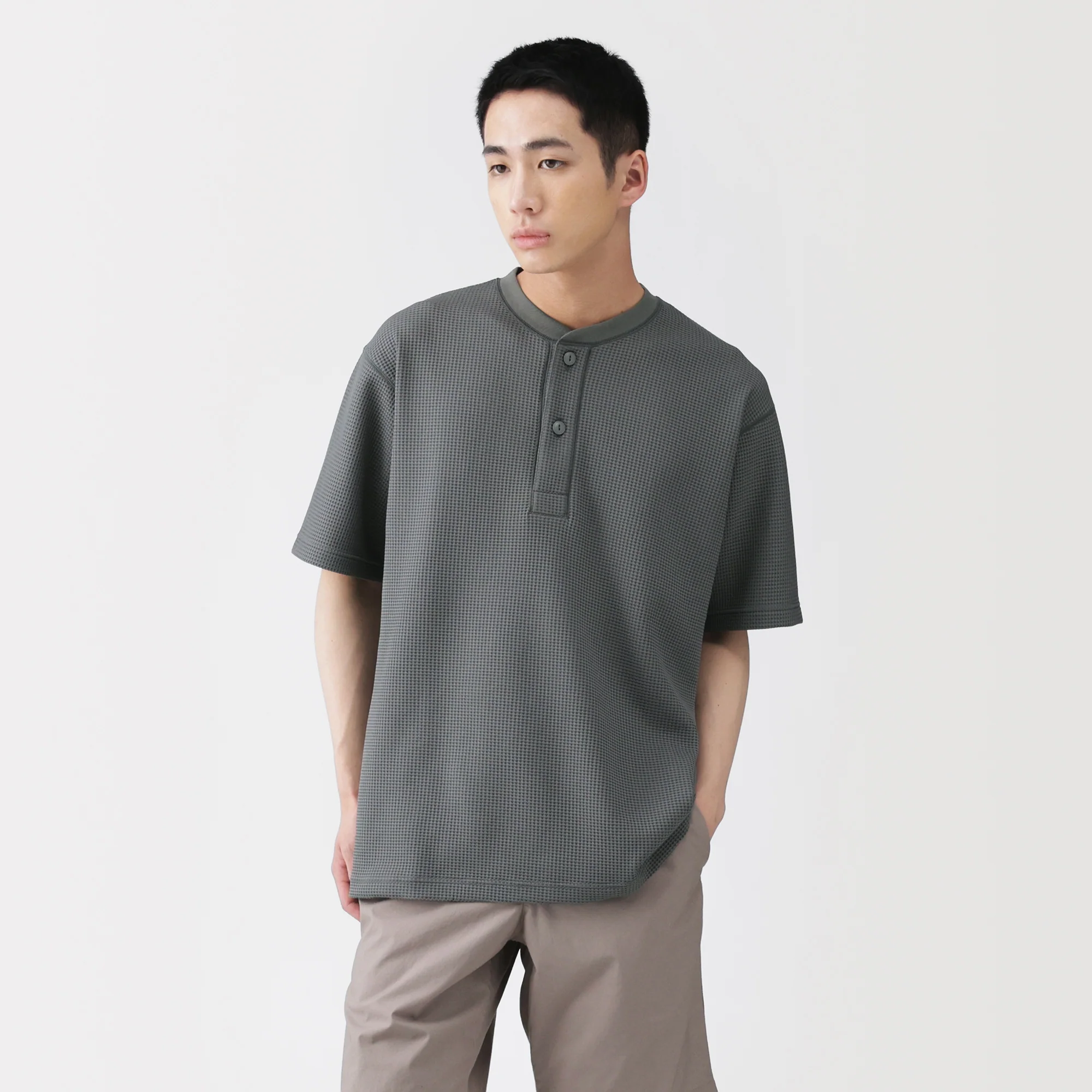 UV Protection Henley T-Shirt - Image 3