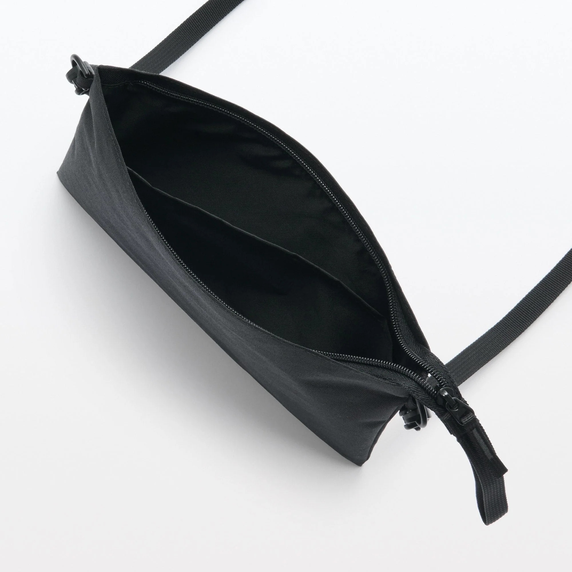 Water Repellent 2-Way Sacoche - Image 4