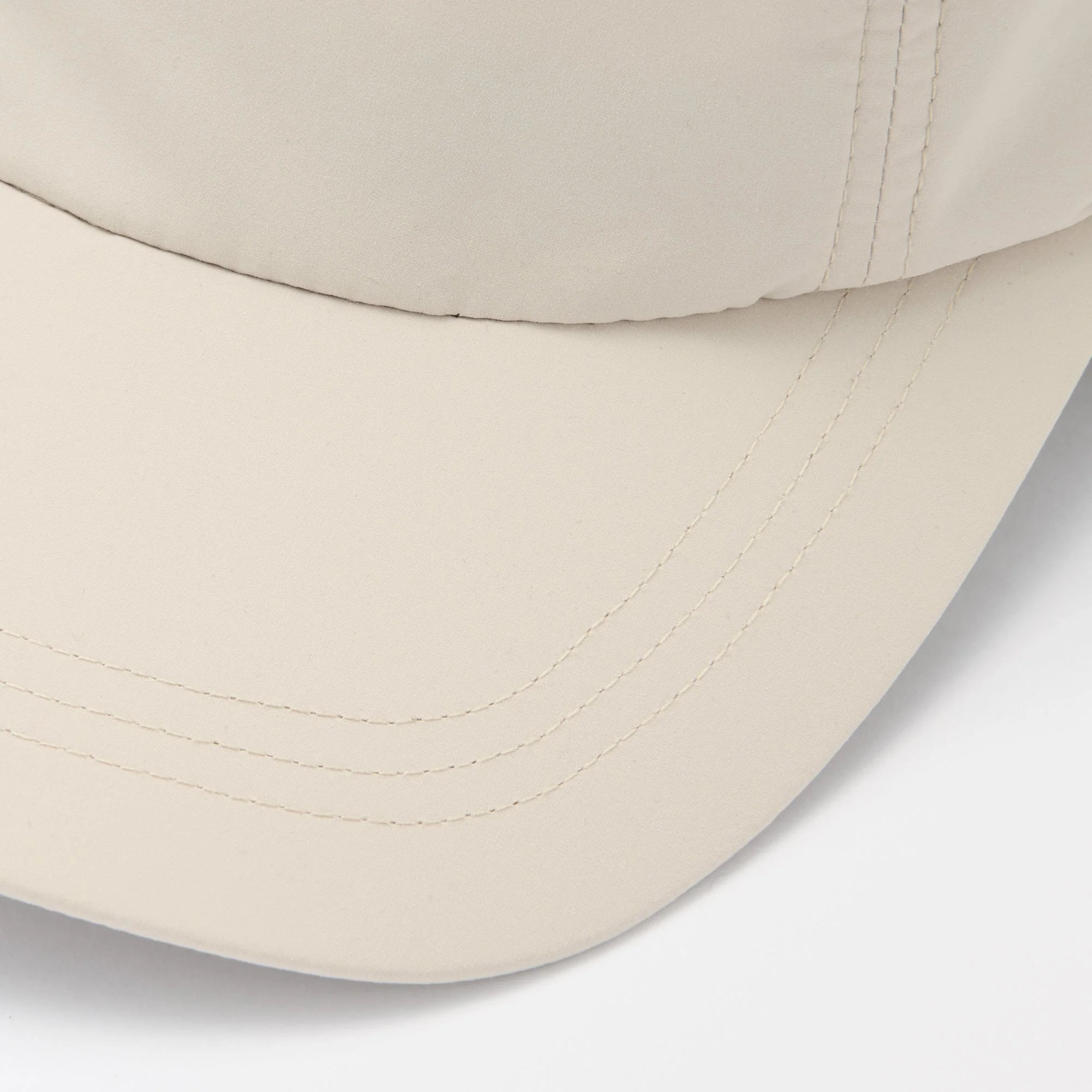 Water Repellent Boa Fleece Cap - Image 5