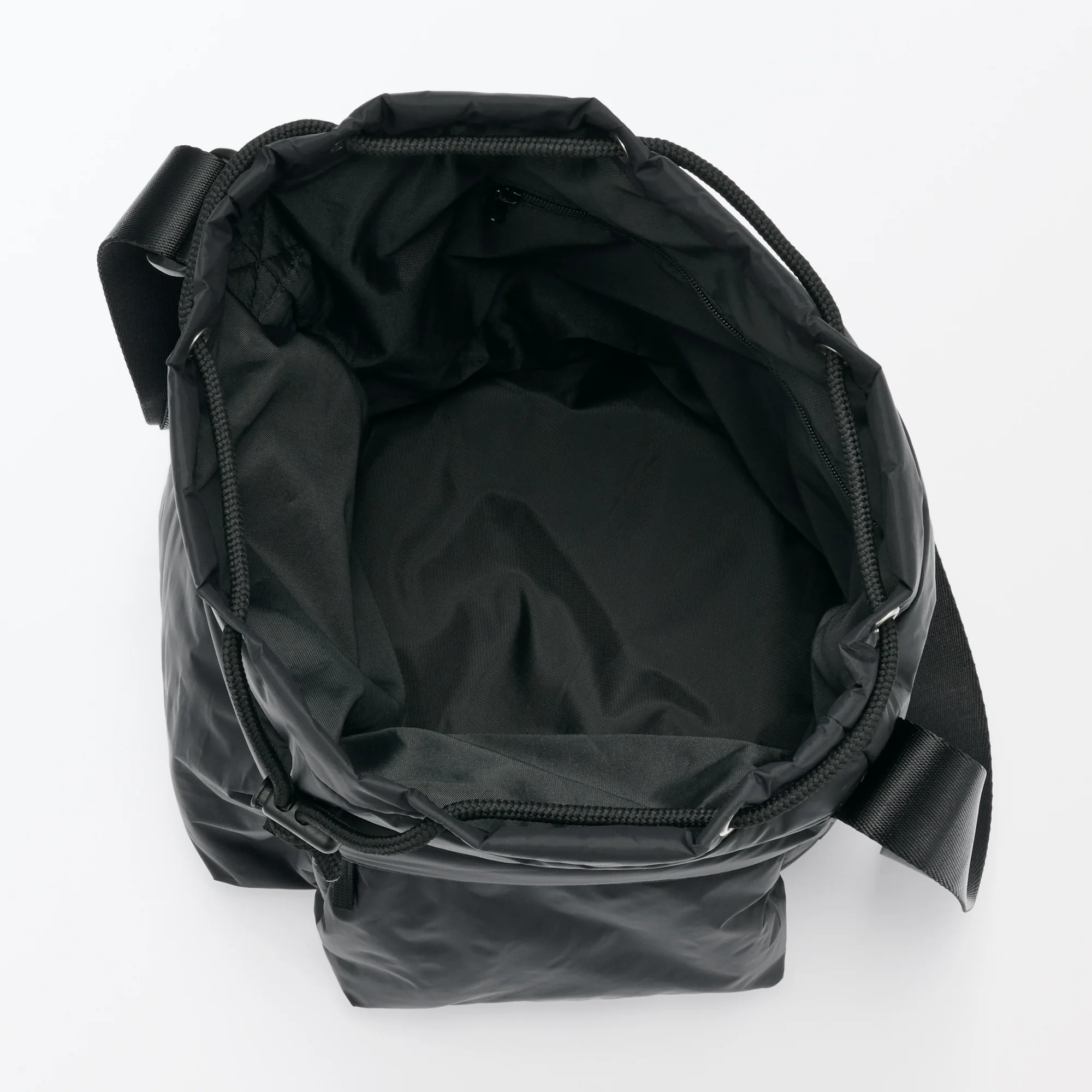Water Repellent Padded Drawstring Bag - Image 6