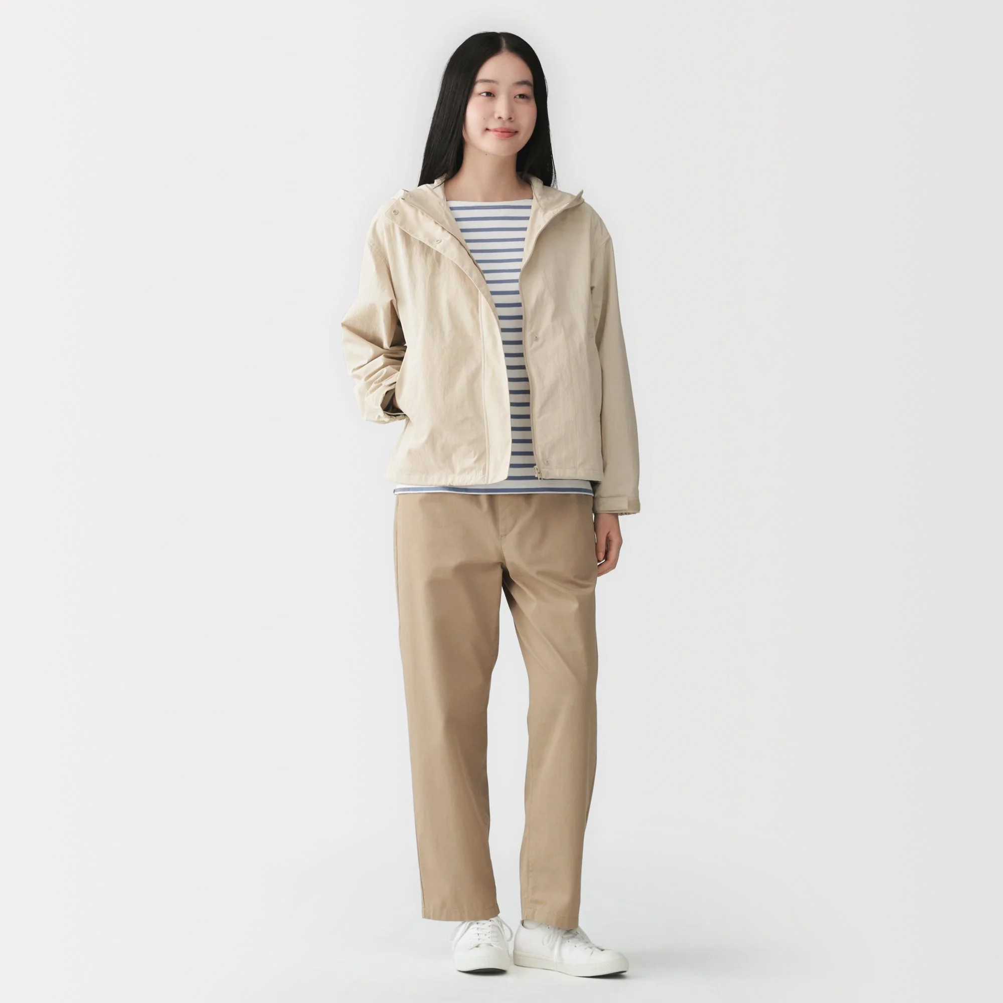 Water Repellent Pocketable Jacket - Image 4