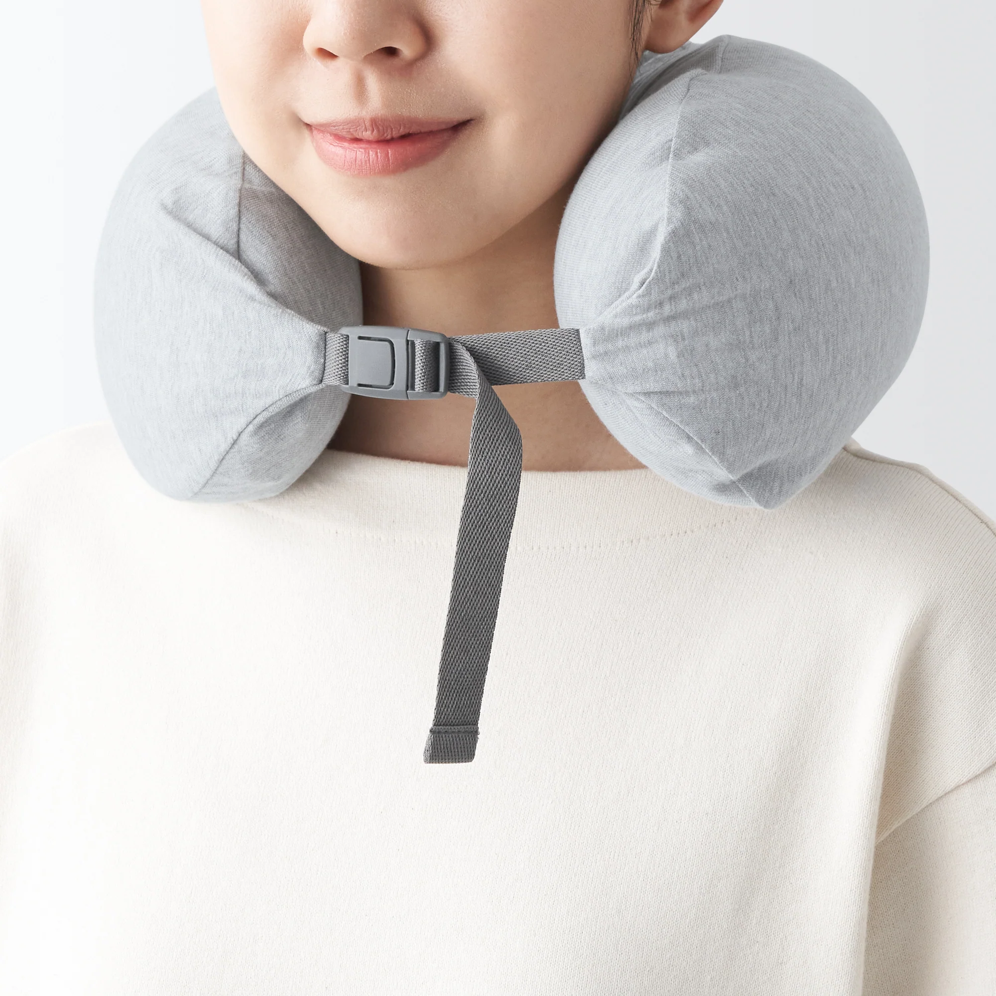 Well-Fitted Neck Cushion - Image 8