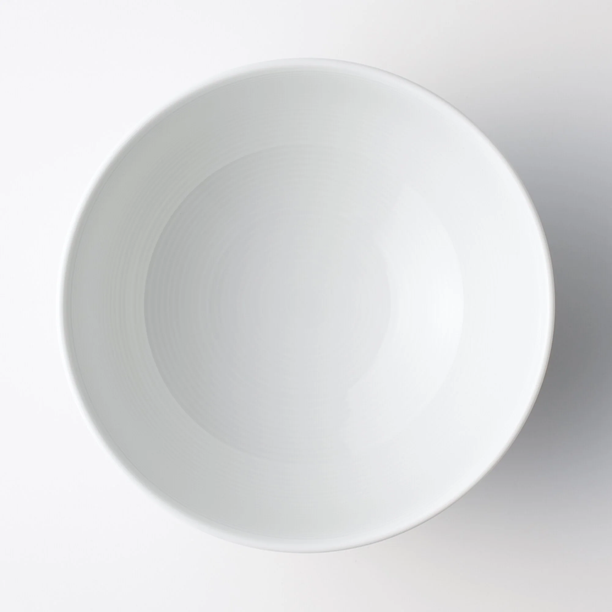 White Porcelain Donburi Bowl - Image 3