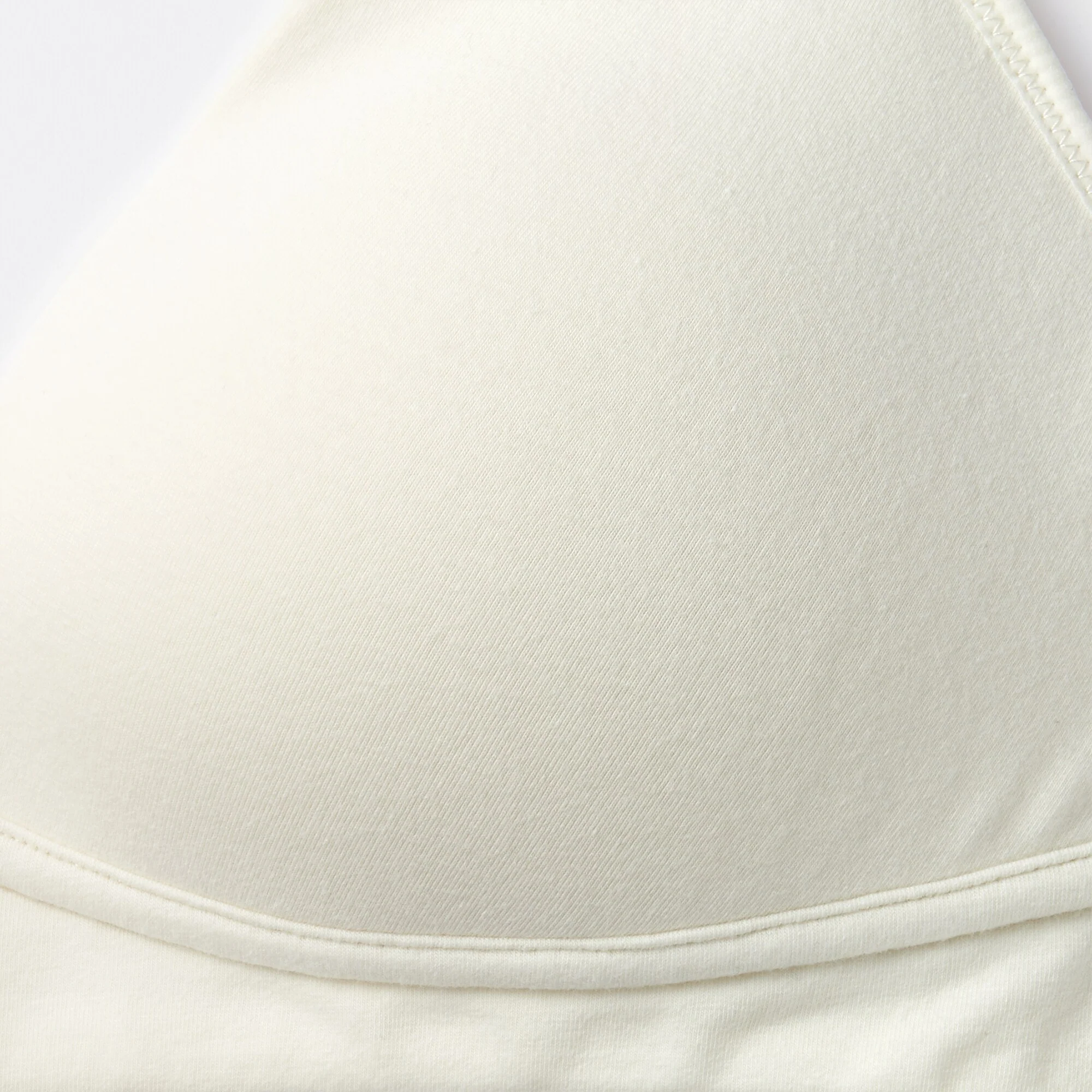 Wireless Plunge Bra - Image 21