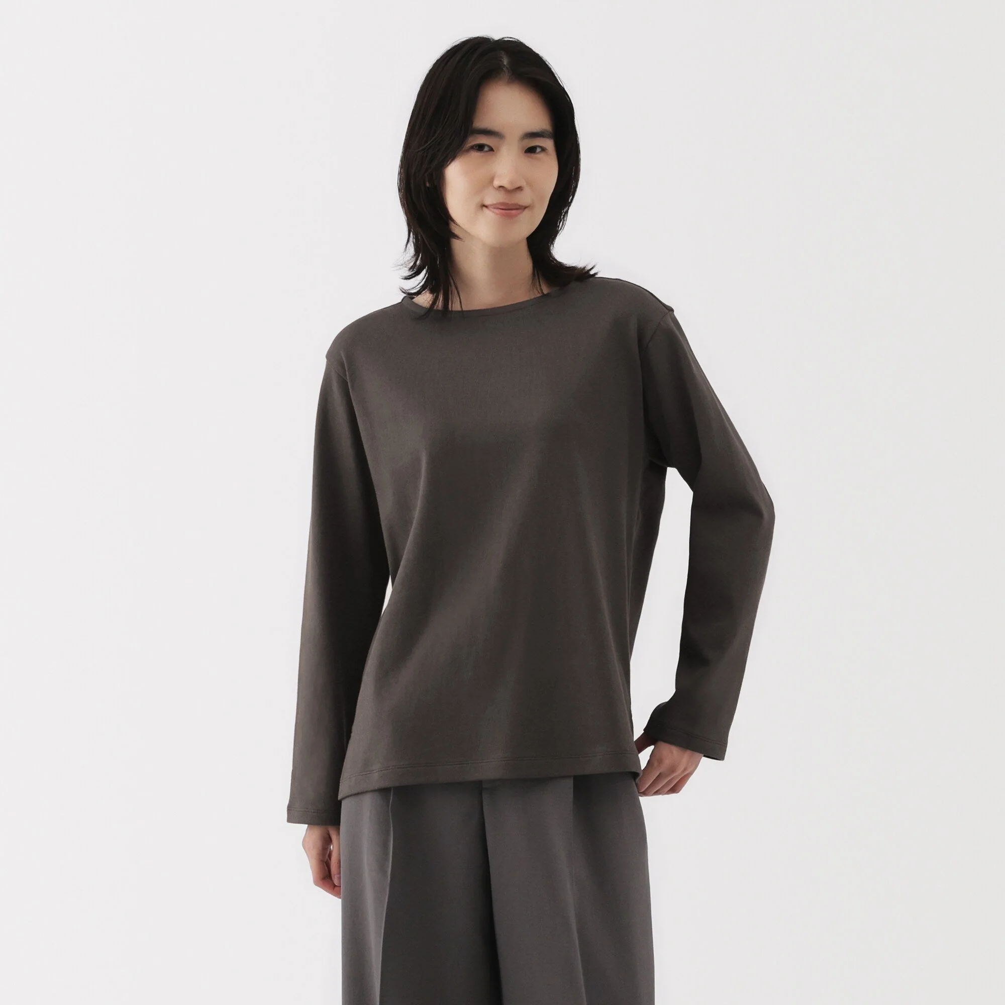 Heavyweight Cotton Boatneck T-Shirt - Image 11