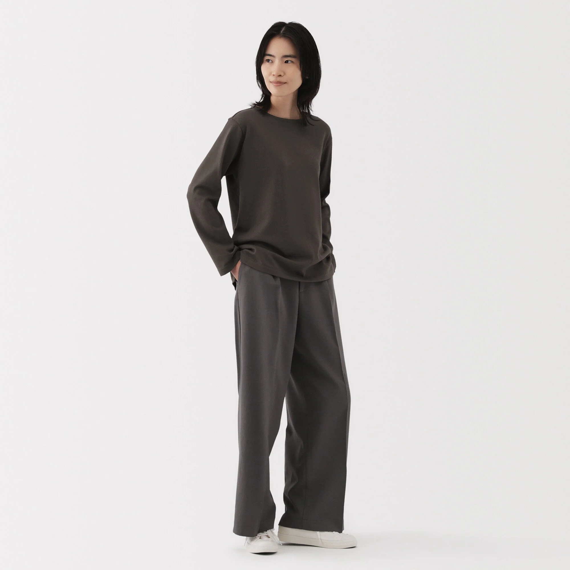 Heavyweight Cotton Boatneck T-Shirt - Image 12