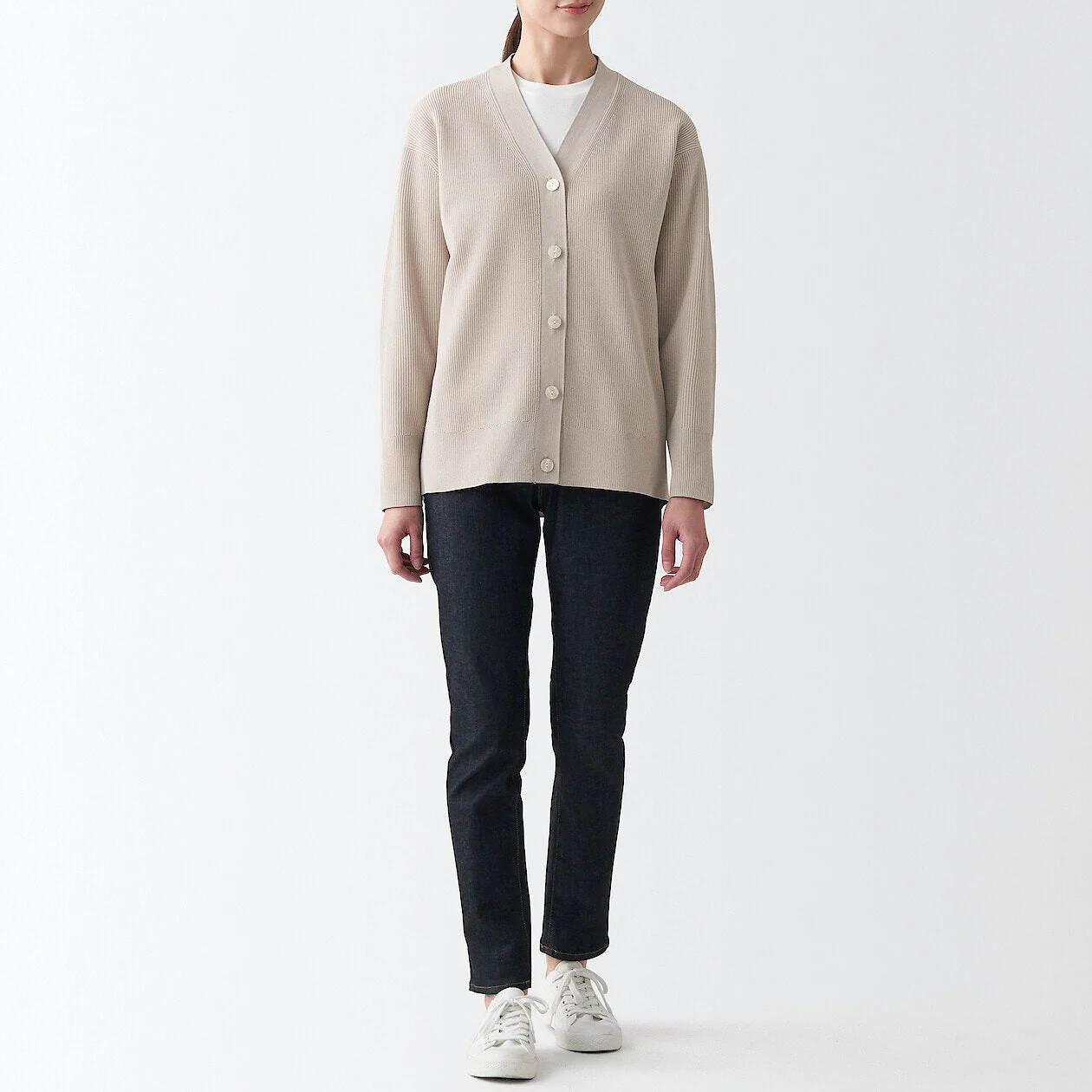Women's Shape Keep V-Neck Cardigan - Image 5