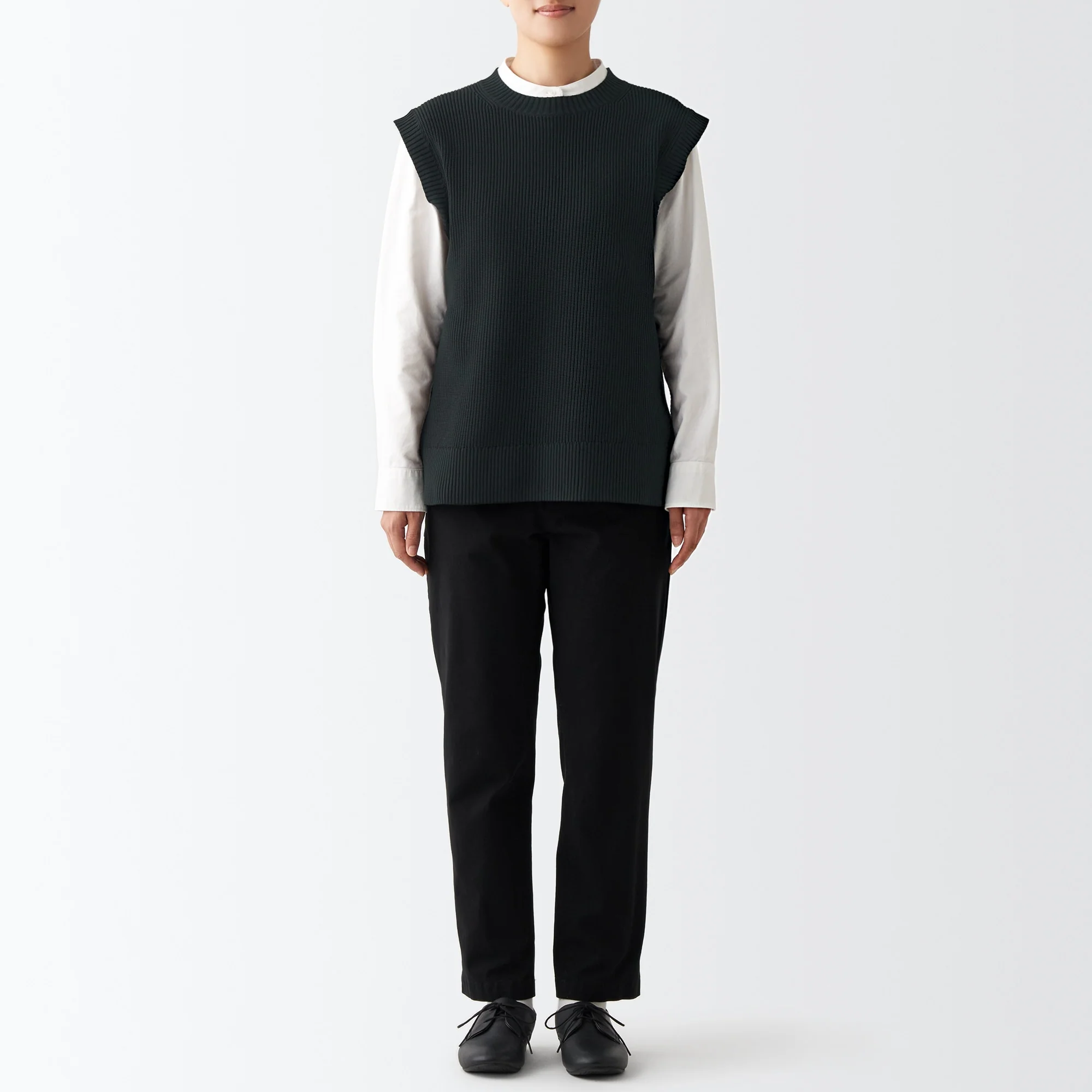 Women's Light Shape-Keeping Vest - Image 3