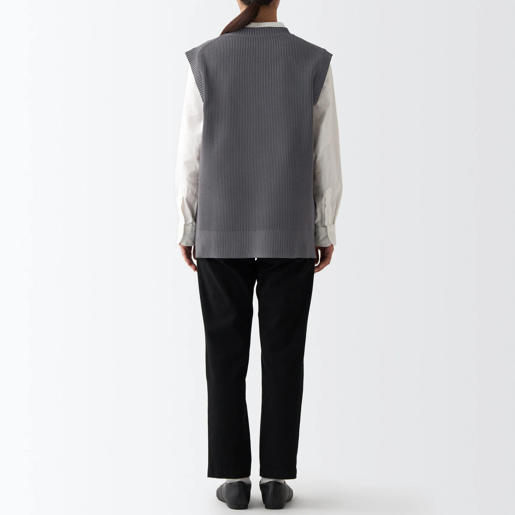 Women's Light Shape-Keeping Vest - Image 32