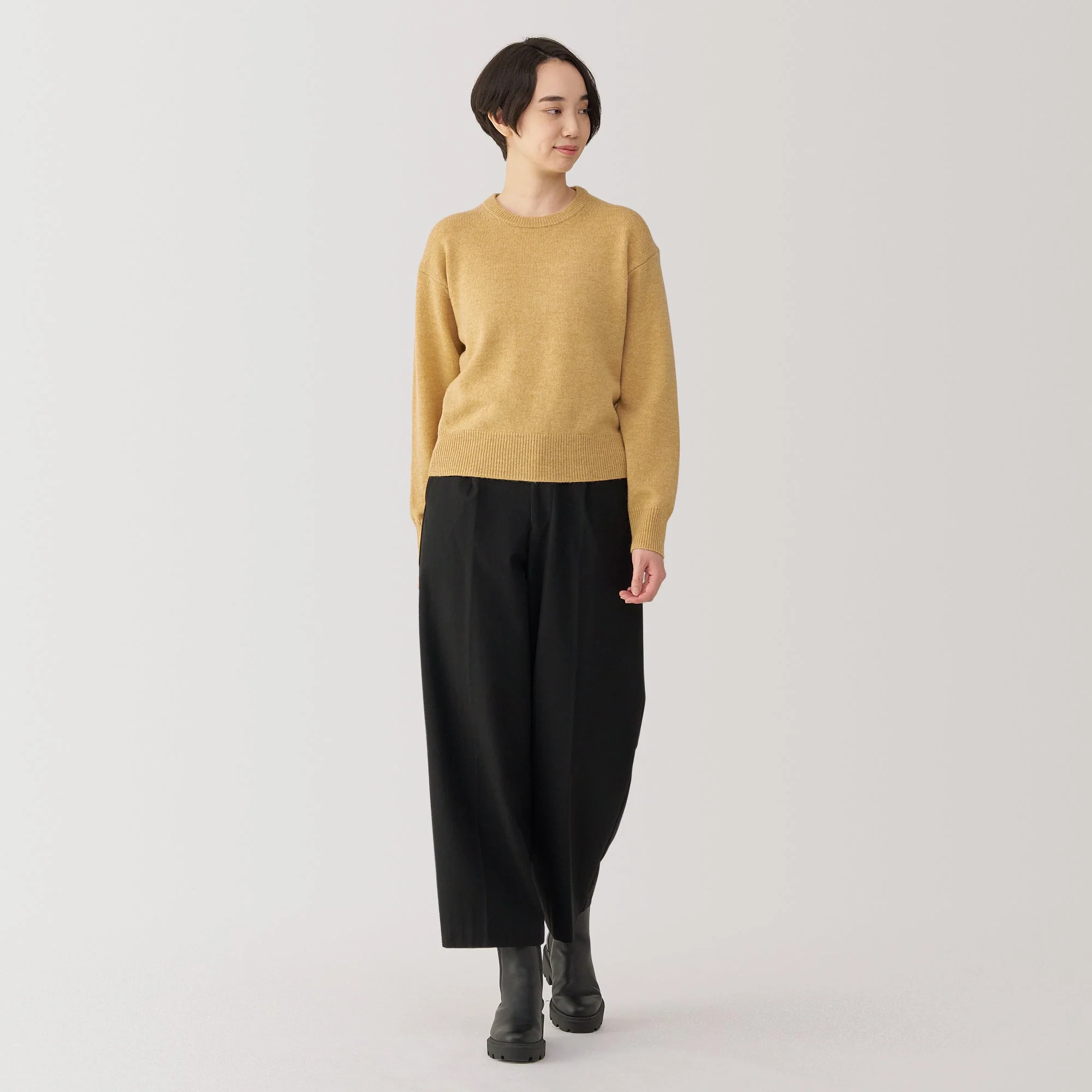 Women's Washable Mid-Gauge Crewneck Sweater - Image 32
