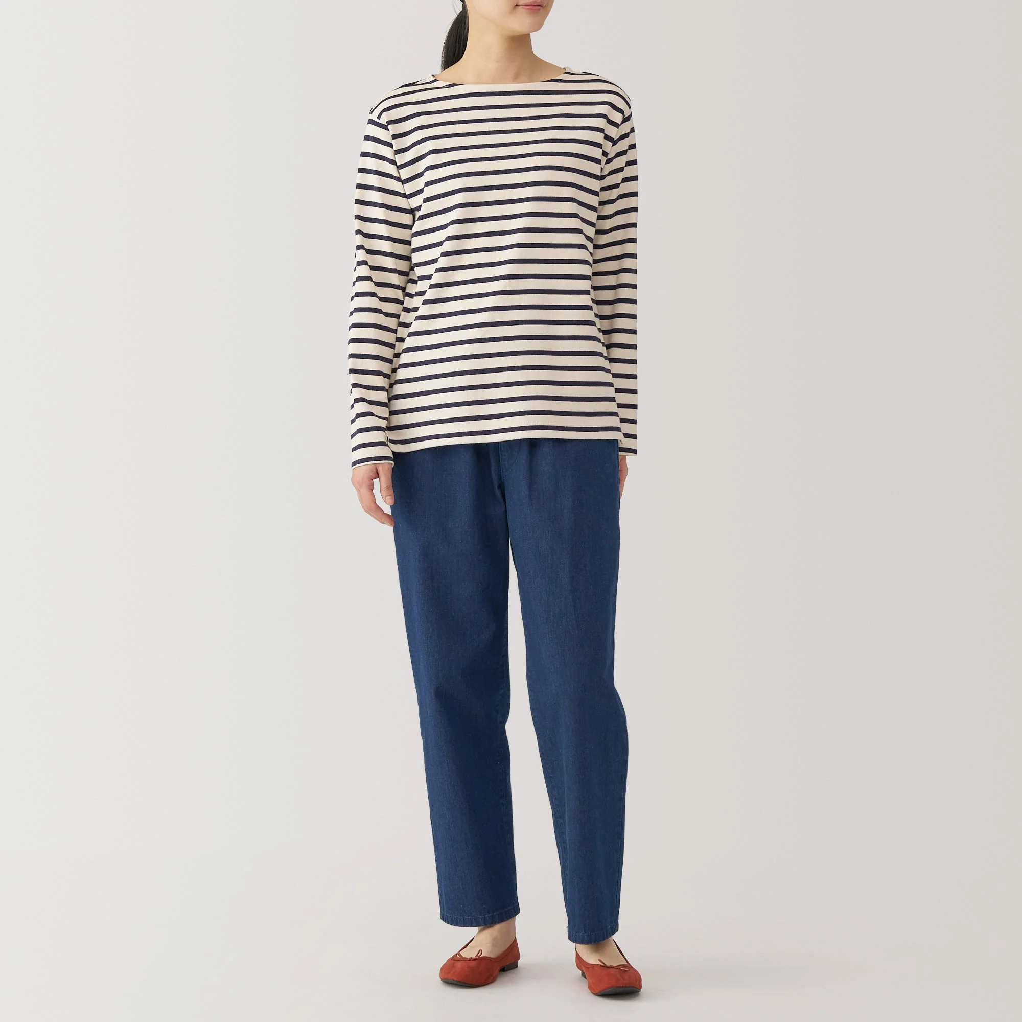 Women's Washed Denim Easy Tapered Pants - Image 4