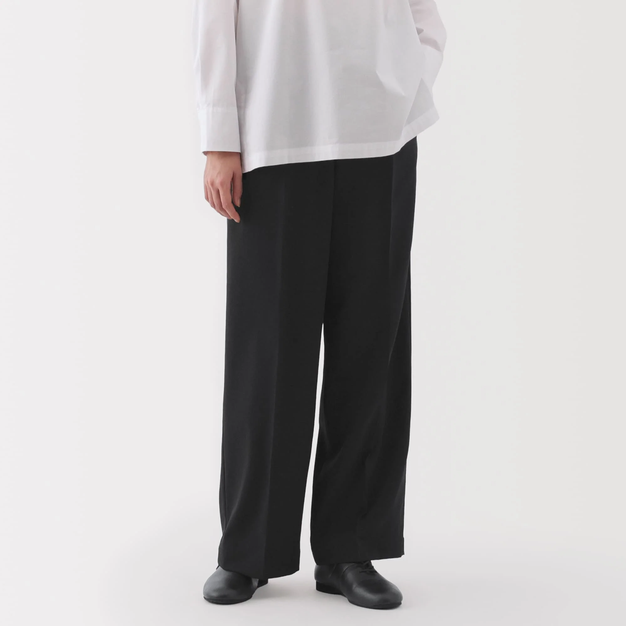 Women's Water Repellent Pleated Straight Pants - Image 23