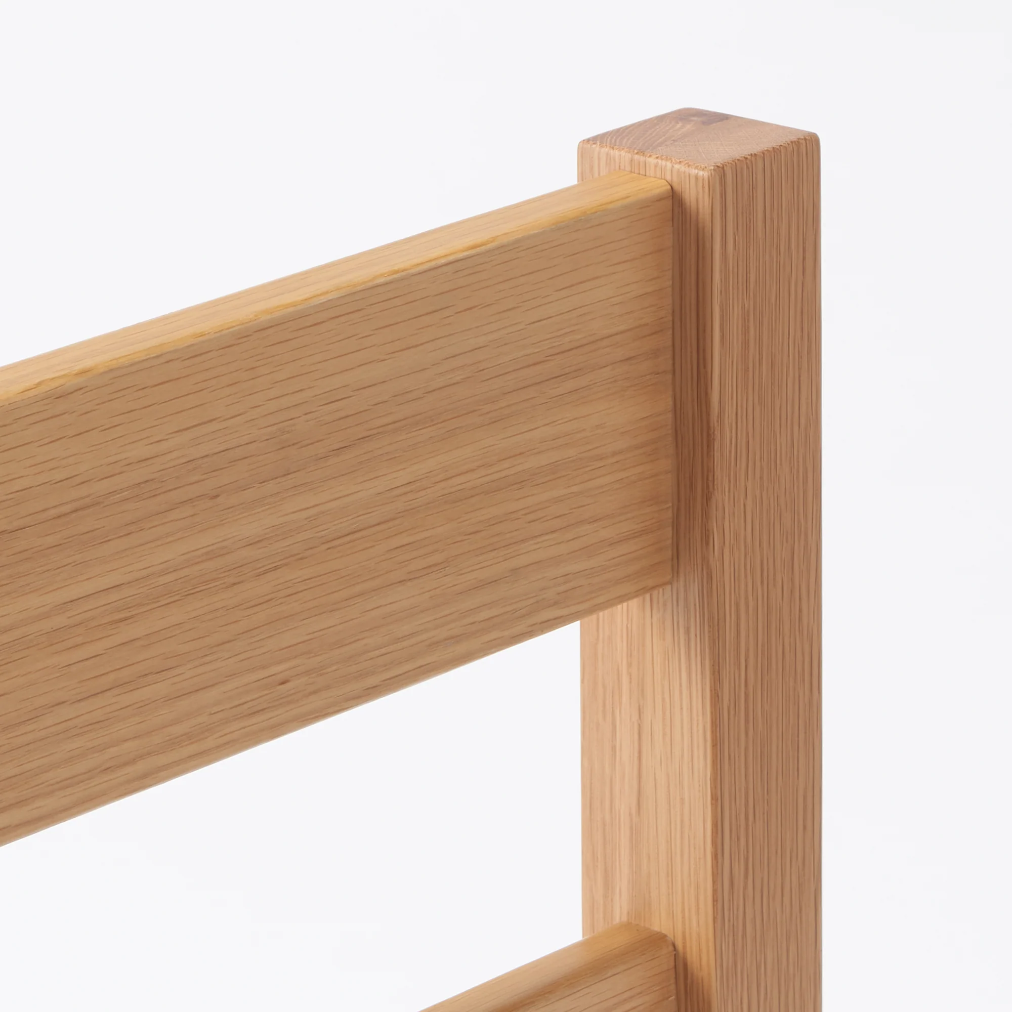 [HD] Wooden Bed - Image 30
