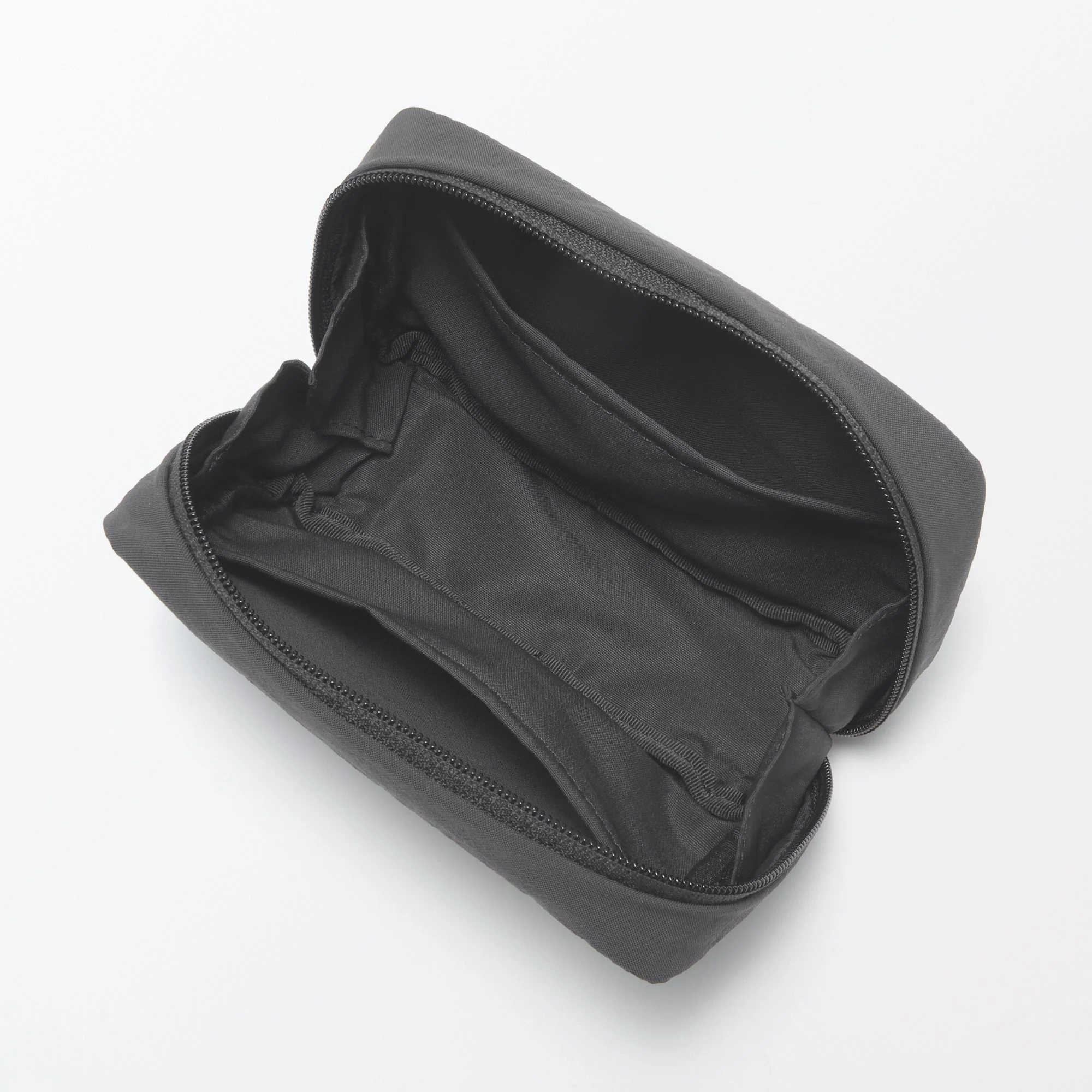 Wrinkled Nylon Wide-Opening Pouch - Medium - Image 5